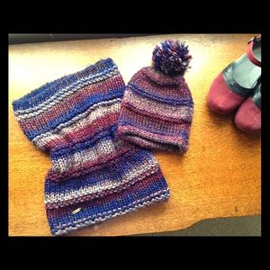Cozy Steve Madden Snood With Matching Hat!